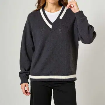 DAMA collection 시스루 편직 칠드런풍 V넥 풀오버