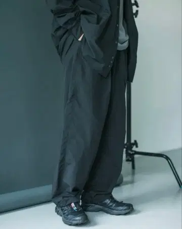 BURLAP OUTFITTER x DOORS 서플렉스 나일론 팬츠