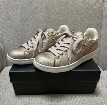 gravis alpha 스니커즈 23.5