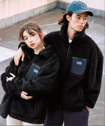 GERRY / 제리 쉽 보아 플리스 오버 사이즈 스탠드 블루종