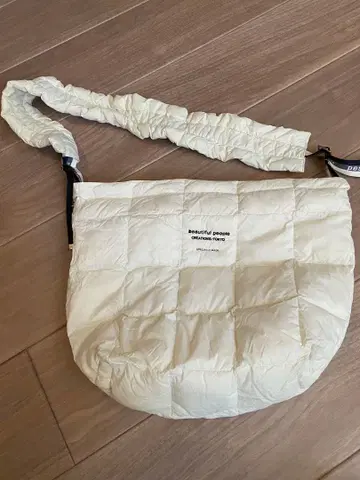 뷰티풀 피플 타이온 숄더백 아이보리