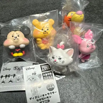 디즈니 캐릭터 삐졌어 울지 않아 피규어 컬렉션