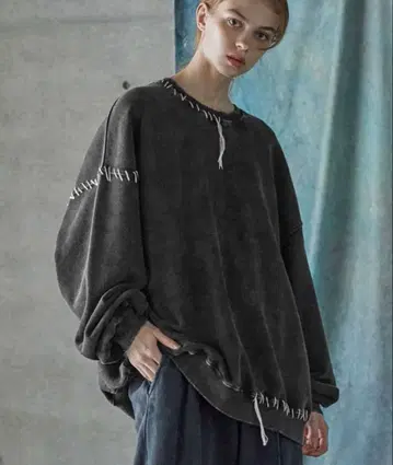 [ SERACE ] 헤비 웨이트 빈티지 피그먼트 데미지 스티치 맨투맨