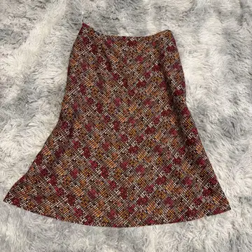 생 조이 사이즈 40(L) 플레어 스커트 꽃무늬 격자무늬 무릎 기장