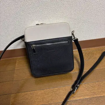 tk.TAKEOKIKUCHI 숄더백