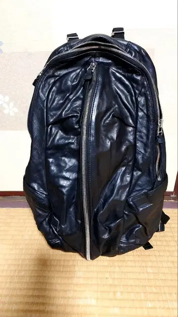 ISAMU KATAYMA BACKLASH / 이탈리안 숄더 백팩