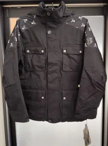 mastermind x BURTON 콜라보 자켓 L 사이즈