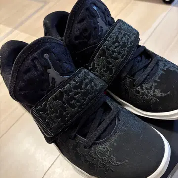 조던 자이언 스니커즈 새상품급 JORDAN