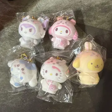 치이카와 산리오 플로키 마스코트 참