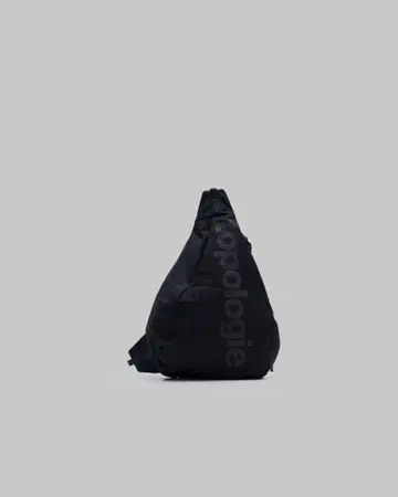 Sling Messenger Small Black