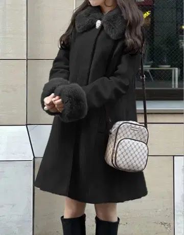 GRL 펄 브로치 포함 퍼 플레어 코트 [ze786] 블랙 블랙