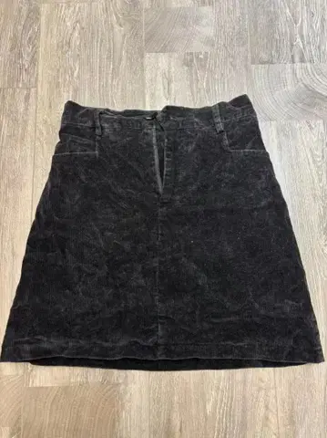 블랙 코듀로이 타이트 스커트