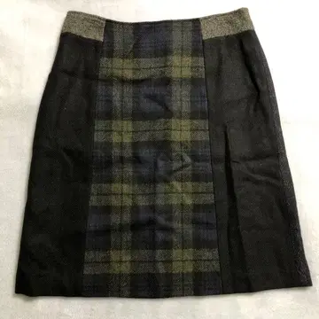 [ 미사용 ] 스캐파 트위드 스커트 울 100% 42호