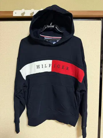 TOMMY HILFIGER 네이비 후드 후드티