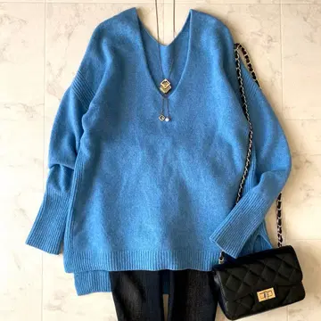 새상품급 프레임워크 부드러운 캐시미어 양V넥 니트 루즈핏 스카이블루