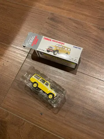 토미카 리미티드 빈티지 도요타 랜드크루저 FJ56V 도로공단