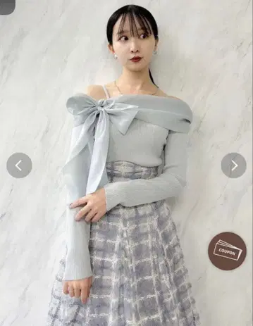 빅 리본 오프숄더 니트 풀오버 dazzlin 스카이블루