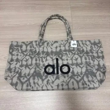 alo yoga 토트백