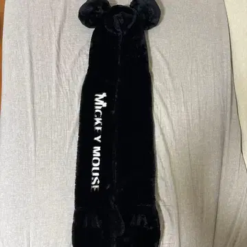 미키마우스 귀 달린 블랙 스카프