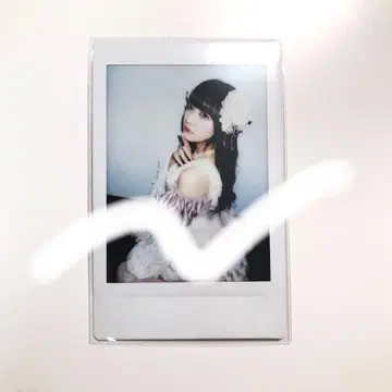 큐르시테 치바 유나 폴라로이드