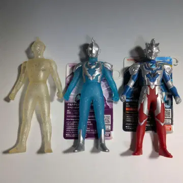 울트라맨 Z 한정판 소프트 비닐 포함 3체 세트