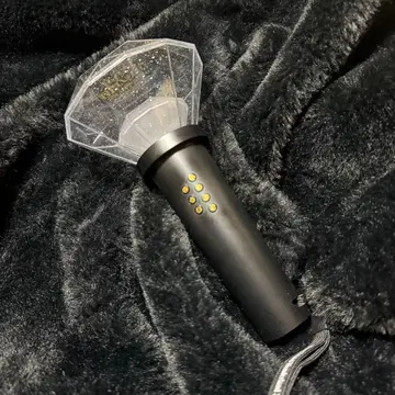 Twisted Wonderland Blazing Jewel 응원봉