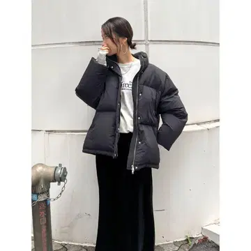 Ungrid / 언그리드 / 미들 기장 루즈 실루엣 다운 블랙 2