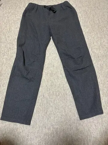 Wild Things 다크 그레이 팬츠