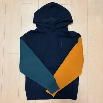 GAP 후드 부착 후드티 블랙 그린 오렌지