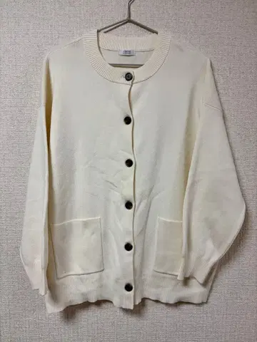 LOWRYSFARM 로리즈팜 아이보리 긴팔 가디건 F 사이즈