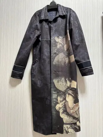 네무하르 아트 프린트 롱 코트