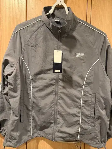 [ 미사용 새상품 ] 차오패닉 x 리복 나일론 자켓 L