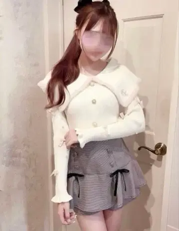 모에냐 시마무라 카라 부착 니트 풀오버 화이트