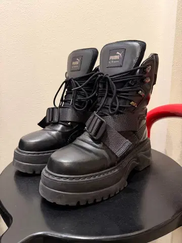 FENTY PUMA by Rihanna 누벅 통굽 부츠 24cm