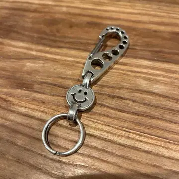 [ 빌 월 레더 ] 새상품 해피 페이스 키체인