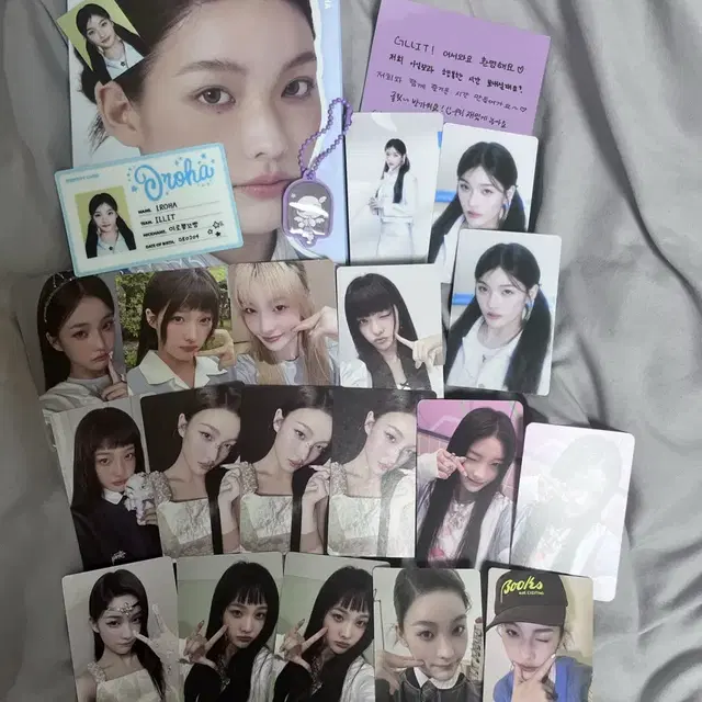 아일릿 이로하 포카 bomb 앨범 개인반 ID카드 엔젤키링 증사