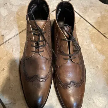 이탈리아제 브라운 윙 칩 드레스 신발 40