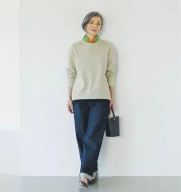 북유럽, 생활 잡화점 깔끔하게 입을 수 있는 어른의 맨투맨 M