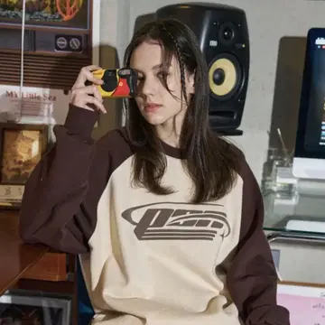 CPGN STUDIO 맨투맨 브라운