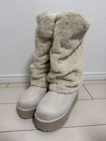 NICE CLAUP 2way 페이크 어그 부츠 베이지 L 사이즈