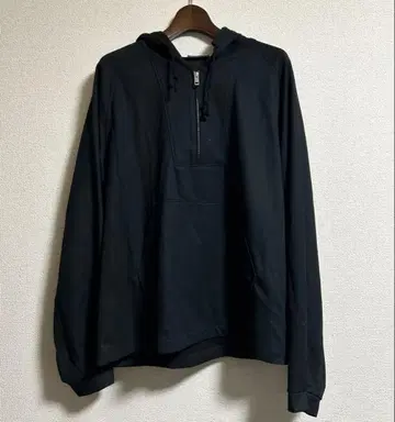 THE RERACS 하프 지퍼 후드티