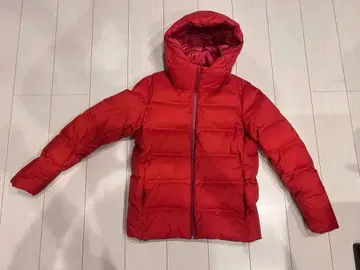 유니클로 / 심리스 다운 자켓 / 레드 / 사이즈 M