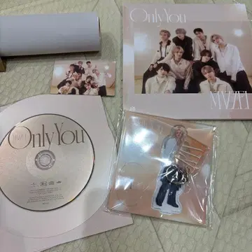 MAZZEL Only you MUZEUM반 RAN 란 아크릴 스탠드 네임