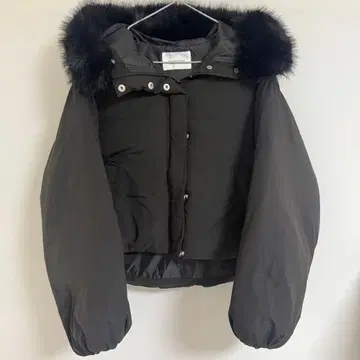 archives 블랙 퍼 달린 다운 자켓