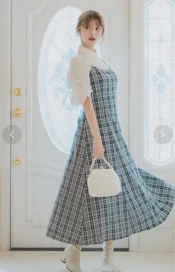 Swingle 스윙글 체크 원피스