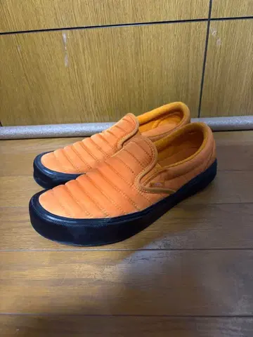 vans 슬립온 오렌지 27.0 US9