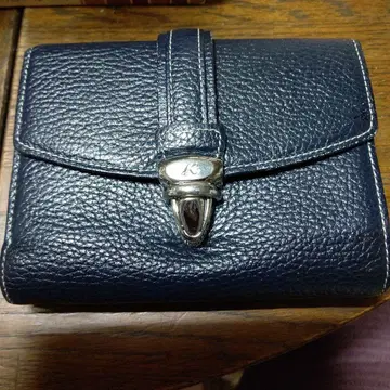 키타무라 3단 폴더형 지갑 가죽 네이비 금장 장식 새상품급