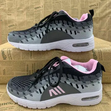 새상품 여성용 23.0cm 경량 통굽 에어솔 스니커즈 블랙 3305