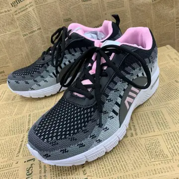 새상품 여성용 23.0cm 경량 통굽 에어솔 스니커즈 블랙 3305