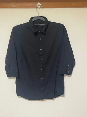 FUGA 블랙 긴팔 셔츠 사이즈 44